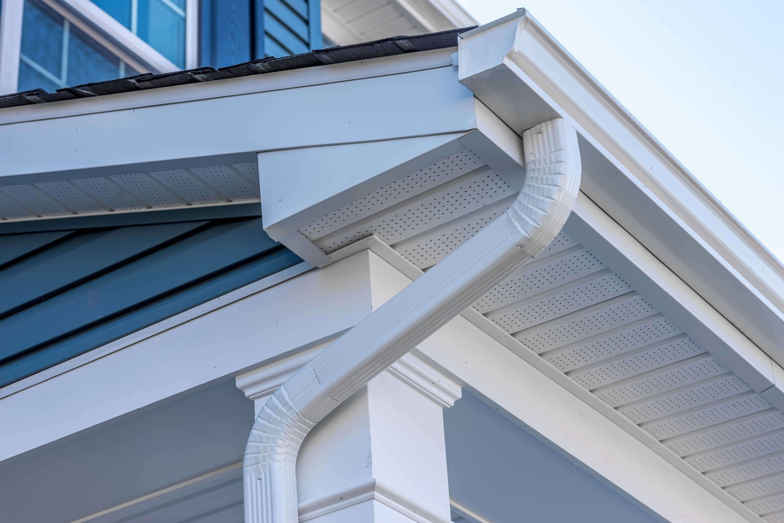Cheap and durable vinyl gutters installation in Macon